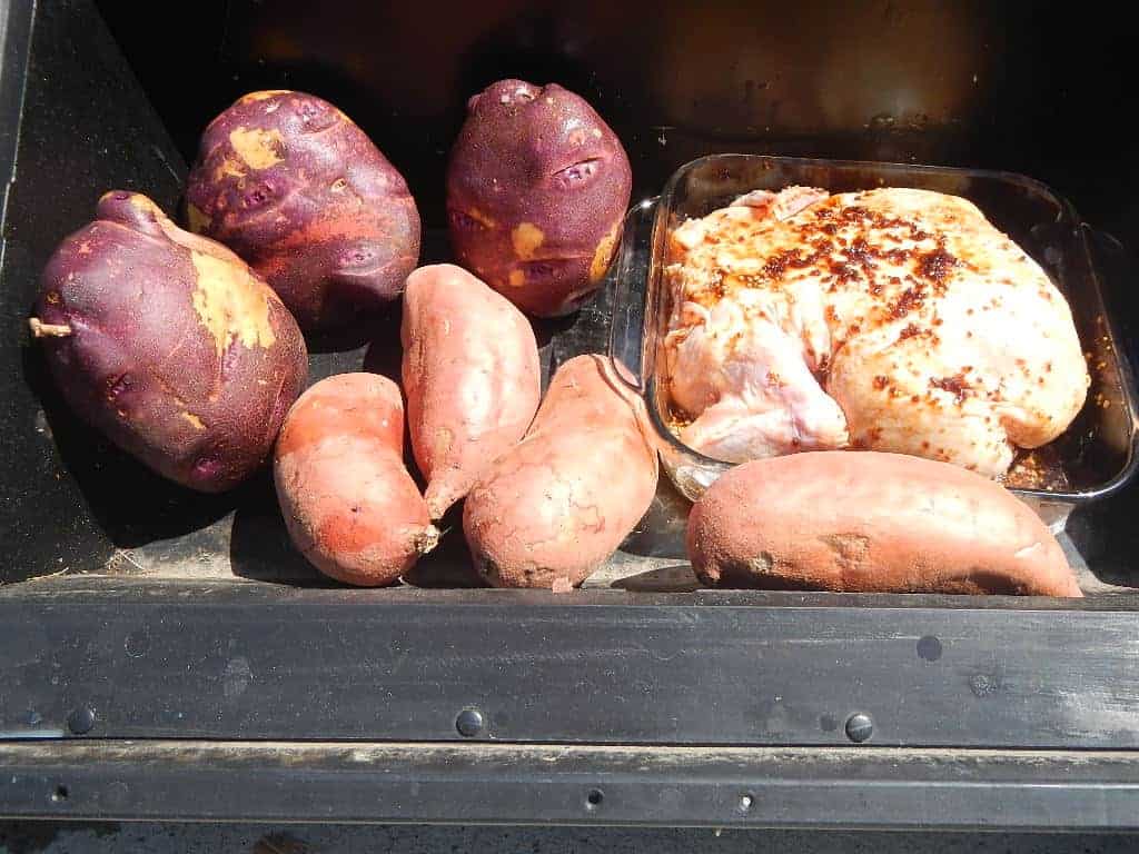 Solar oven recipe: Budget chicken dinner