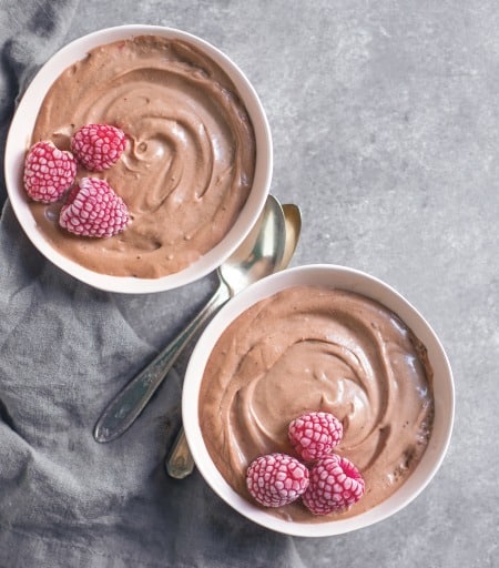Chocolate mousse in cups